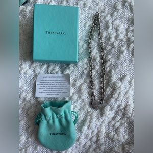 Authentic vintage return to Tiffany& Co. oval tag necklace